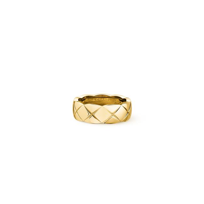 CHANEL COCO CRUSH 18k Yellow Gold Quilted Ring