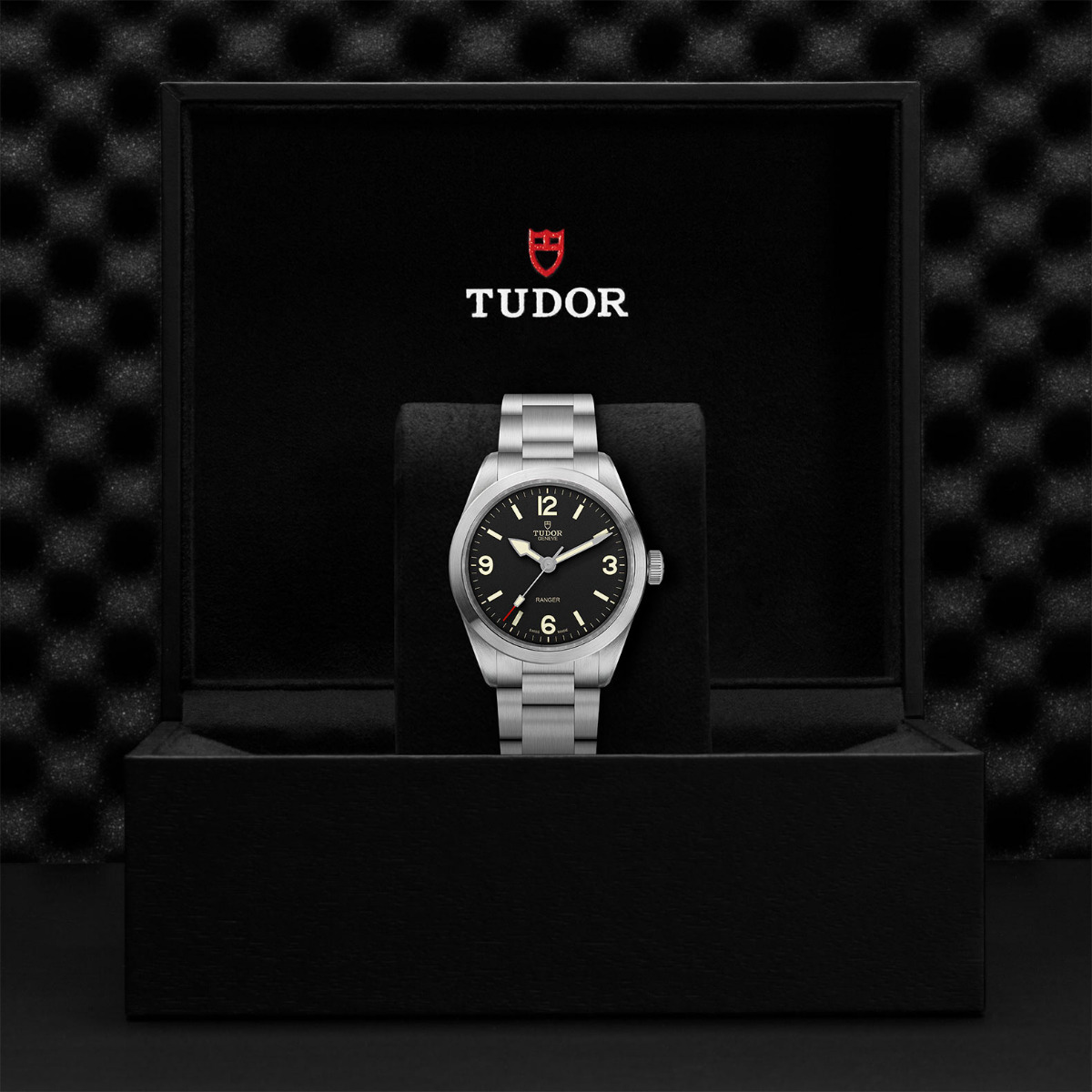 TUDOR Ranger Steel