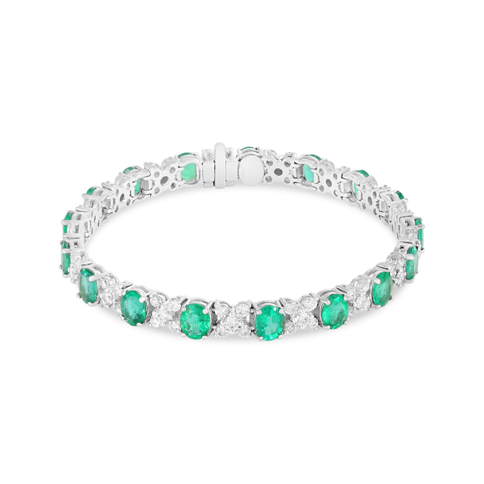 London Collection 18k White Gold Emerald and Diamond Flower Bracelet