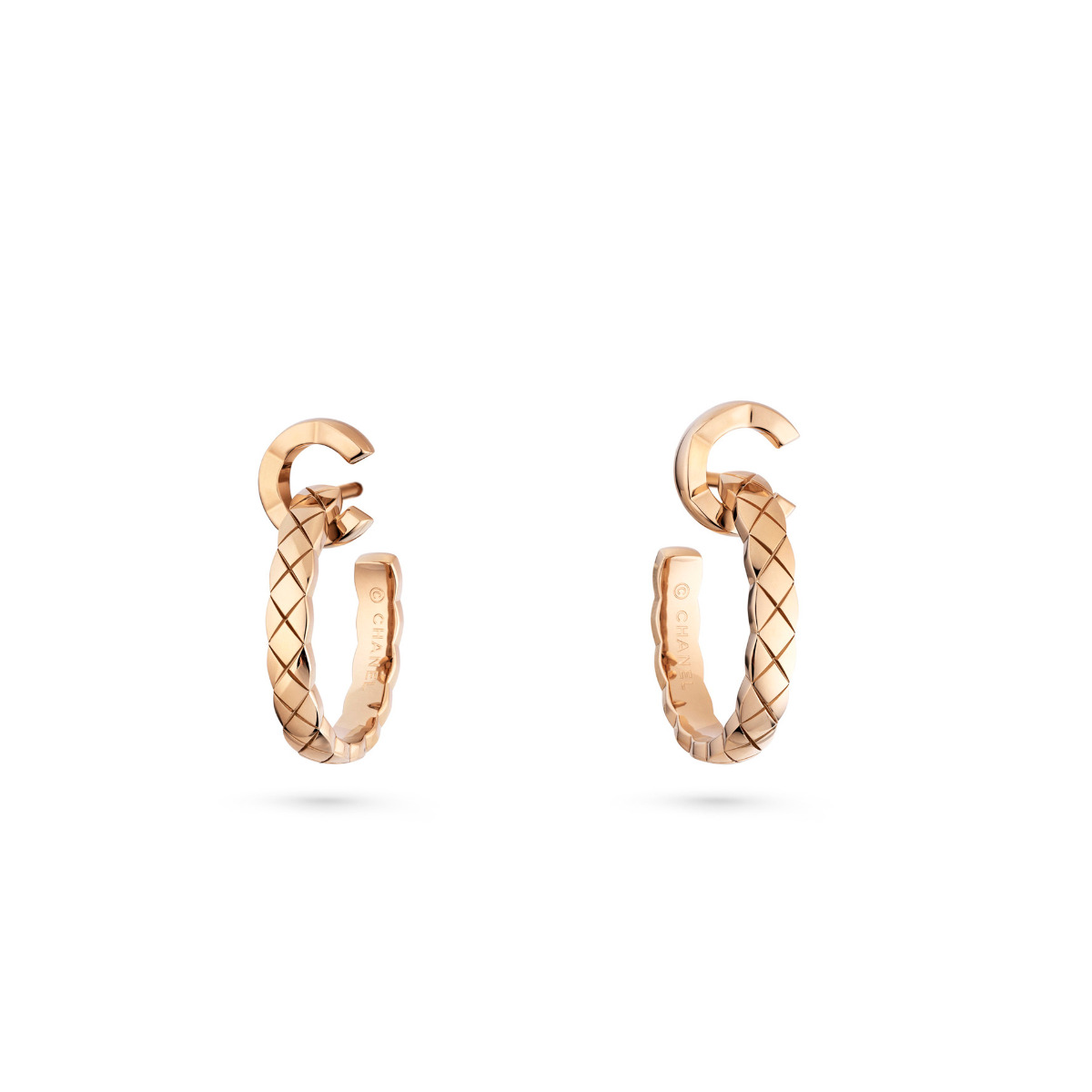 CHANEL COCO 18k Beige Gold Quilted Hoop Earrings