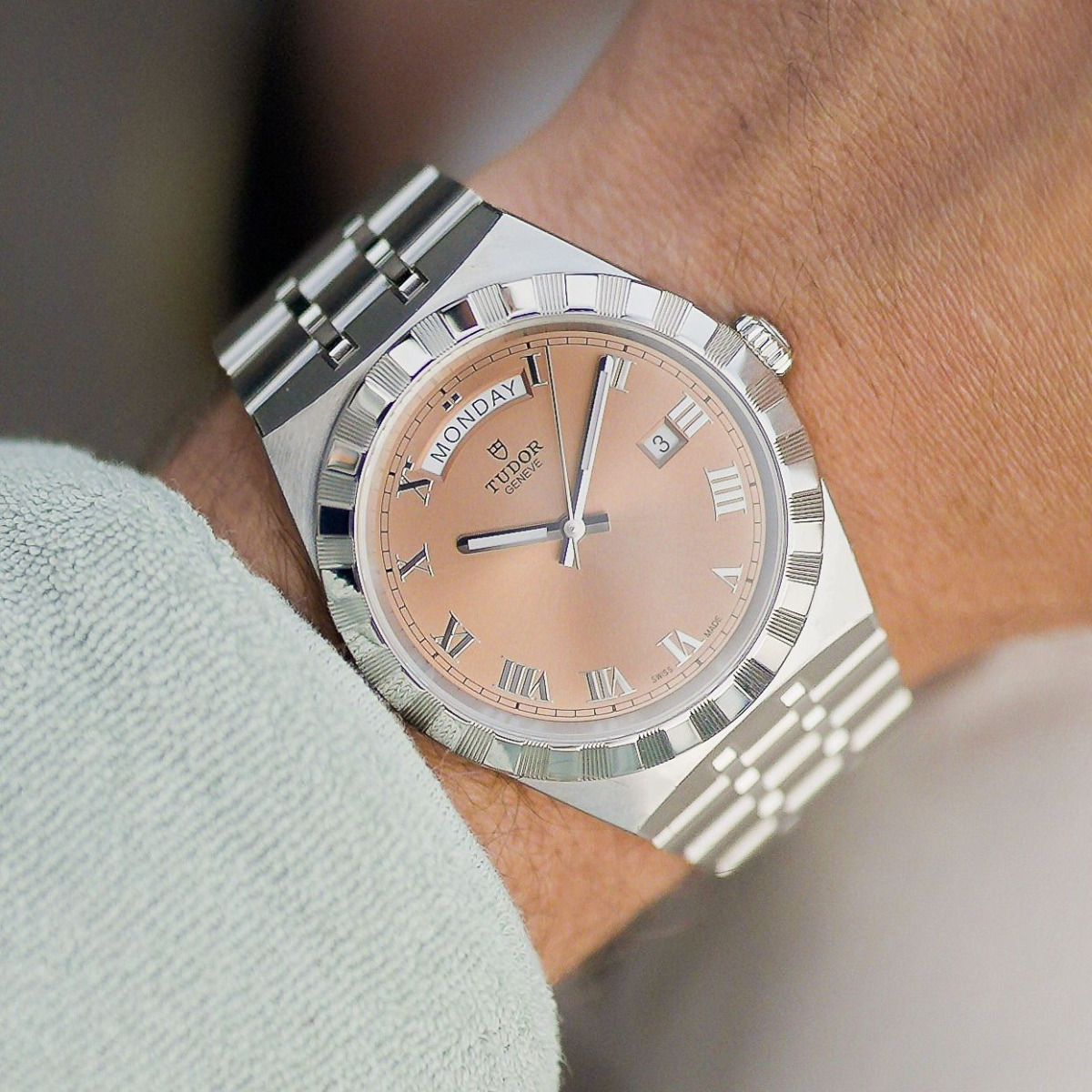 A Watch That Makes Every Moment Timeless 